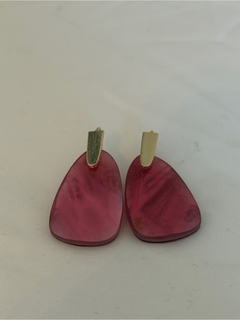 Kendra Scott Berry Dichroic Glass Earrings with Gold Accents